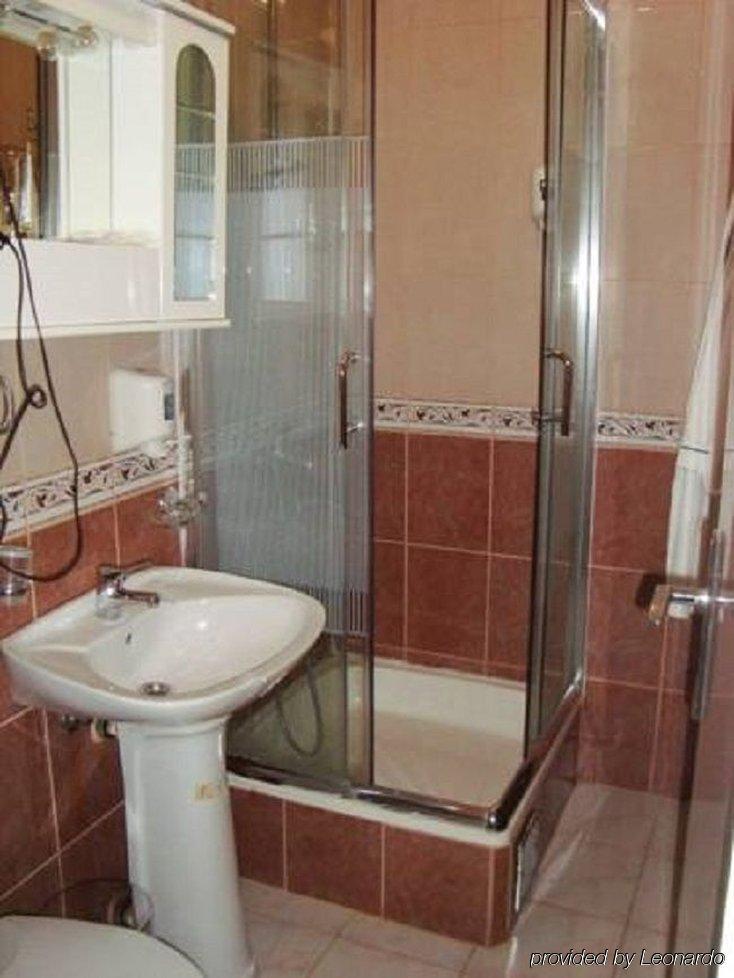 Hotel Bojatours Podgorica Eksteriør bilde