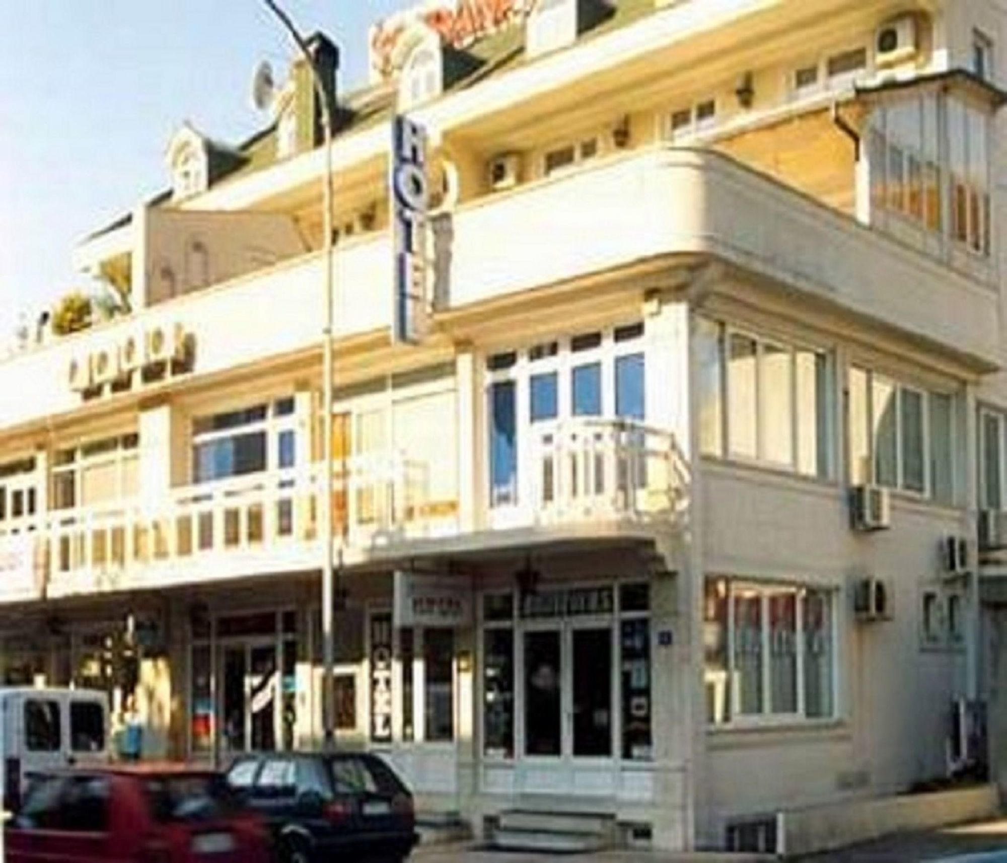Hotel Bojatours Podgorica Eksteriør bilde