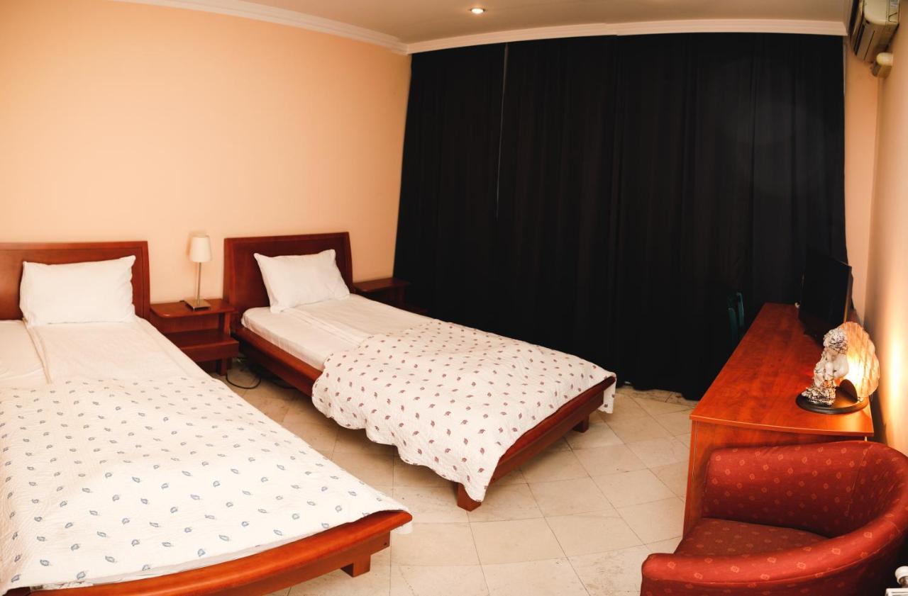 Hotel Bojatours Podgorica Eksteriør bilde